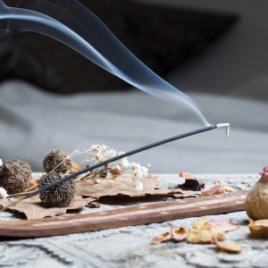 La magia de los Inciensos y el significado según sus Olores