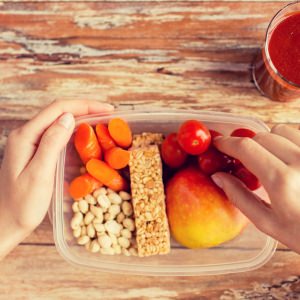 TÃ©cnica para calcular las porciones ideales de comida con las manos