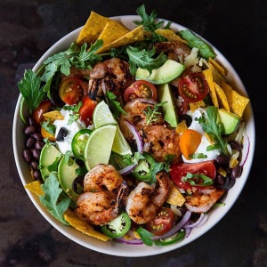 Estos son los errores mÃ¡s comunes que cometes al comer una ensalada